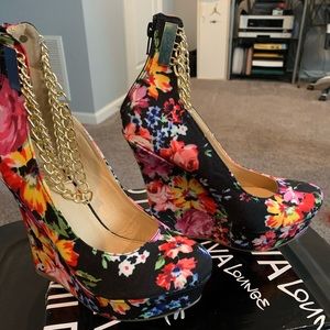 Floral Wedges